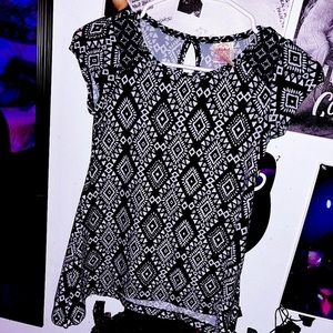 𐙚faded glory patterned shirt